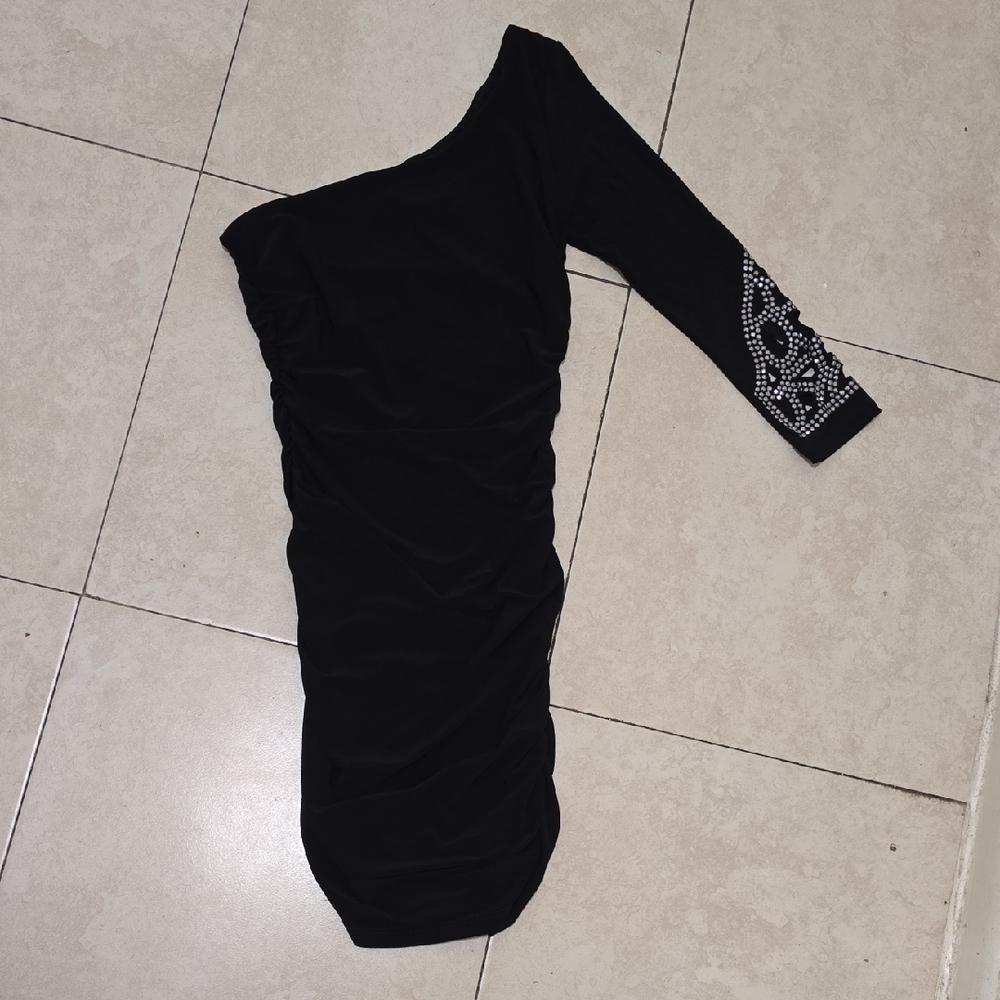 Elegant Black One-Shoulder Dress Size Medium